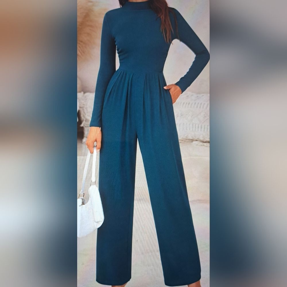 LARGE. HALARA MOCK NECK LONG SLEEVED RIBBED KNIT JUMPSUIT
